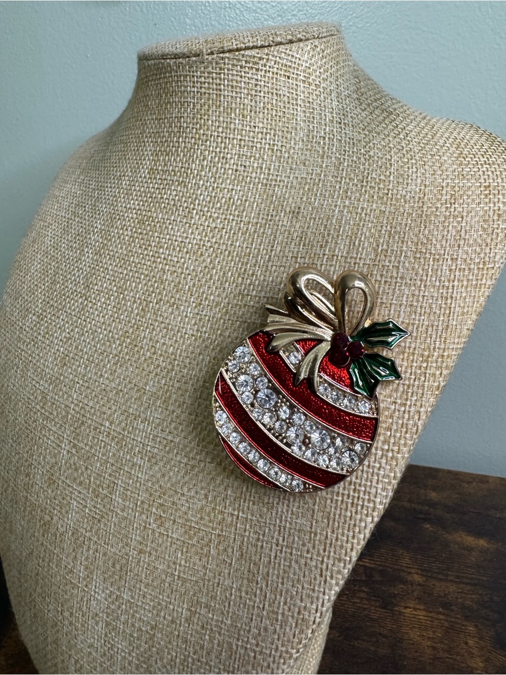 Christmas Holiday Ornament Brooch Pin Red Gold Enamel Metal Clear Rhinestones